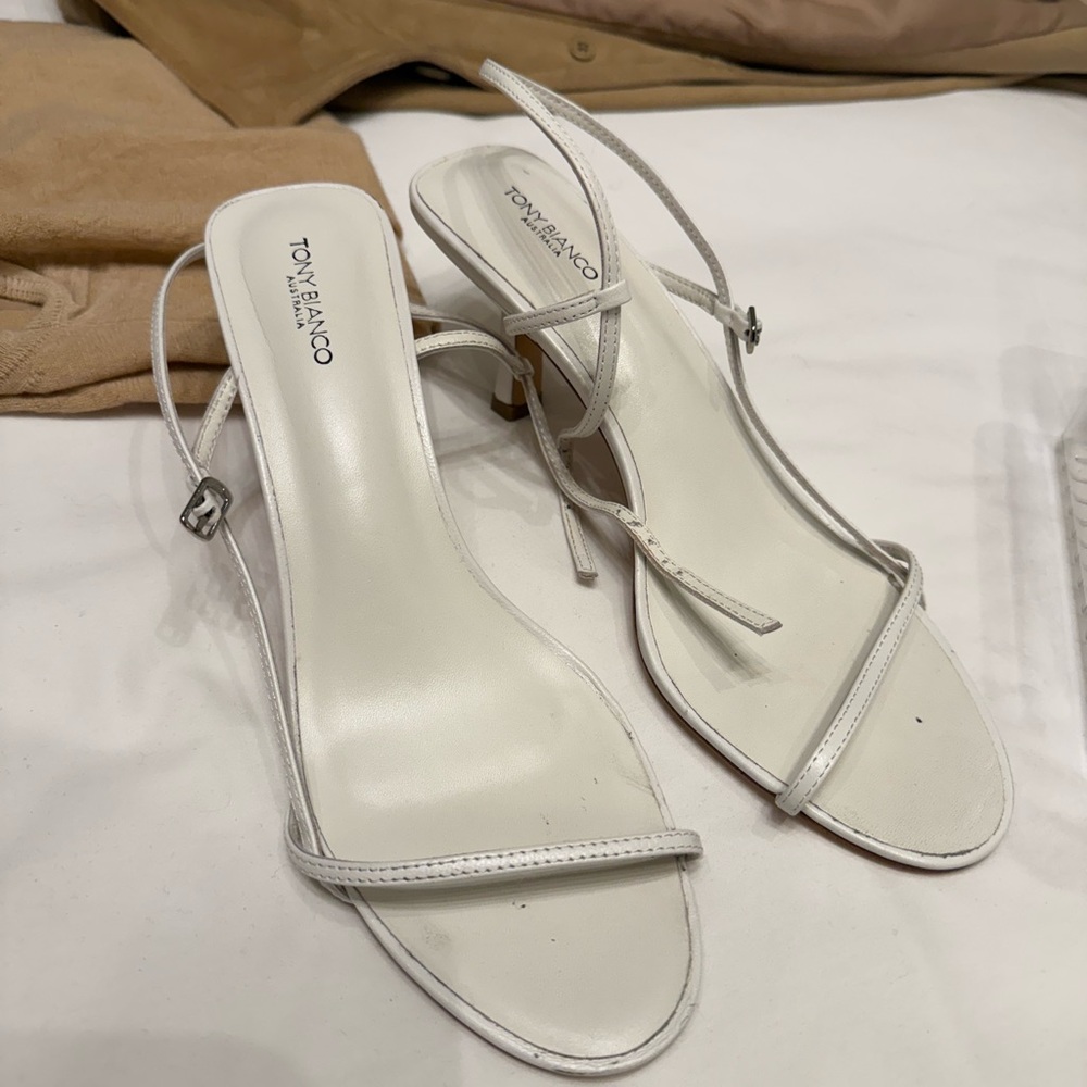 Tony Bianco low heels sandals